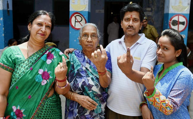 Photo of टिकट कटने के बाद बीजेपी पार्षदों को आम आदमी पार्टी और कांग्रेस का सहारा