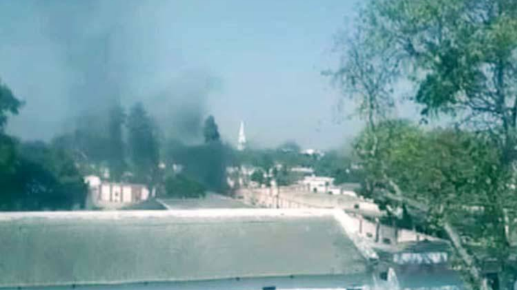 Photo of जेल में कैदियों का कोहराम, आगजनी और पथराव में कई अधिकारी घायल