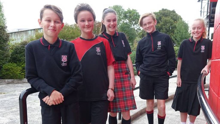 Photo of स्कूल का अनोखा फैसला, लड़के पहन सकेंगे स्कर्ट, लड़कियां ट्राउजर