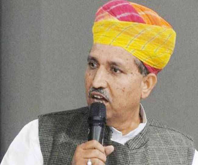 अभी-अभी: अचानक केन्द्रीय वित्त के घर में लगी आग, चारों तरफ मचा हड़कंम 