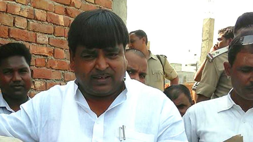 गैंगरेप आरोपी: गायत्री के दो