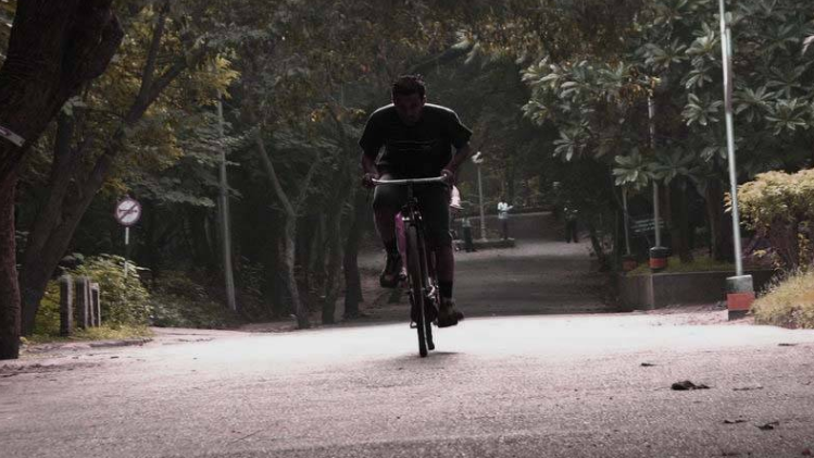शांति और अमन का संदेश लेकर निकली 2200 किलोमीटर की कश्मीर साइकिल यात्रा