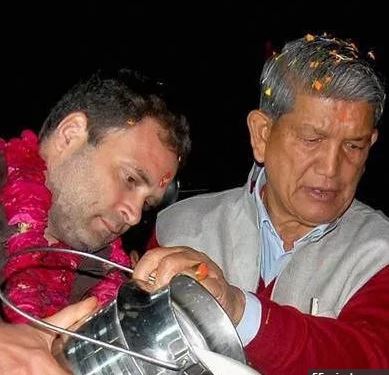 प्रचंड मोदी लहर से छिन्न-भिन्न कांग्रेस का खोया वैभव