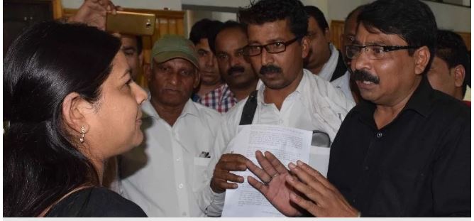 Photo of नहीं कर सकते हैं हर लड़की की सुरक्षा: मंत्री