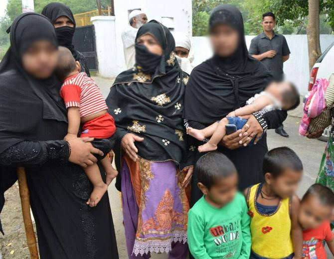 Photo of मह‍िला ने पत‍ि को तलाक देकर पूछा, आदमी तलाक दे सकता है तो हम क्यों नहीं