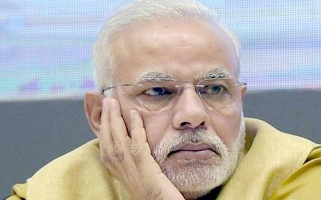 भाजपा नेता कि इस हरकत से पीएम मोदी हुए शर्मसार