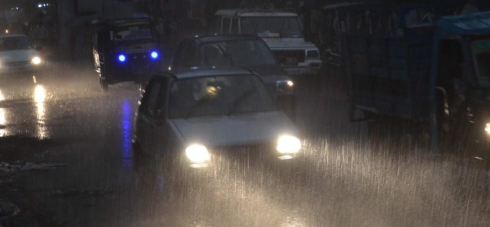 Photo of देहरादून में झमाझम बारिश से मिली राहत, पांच डिग्री गिरा पारा
