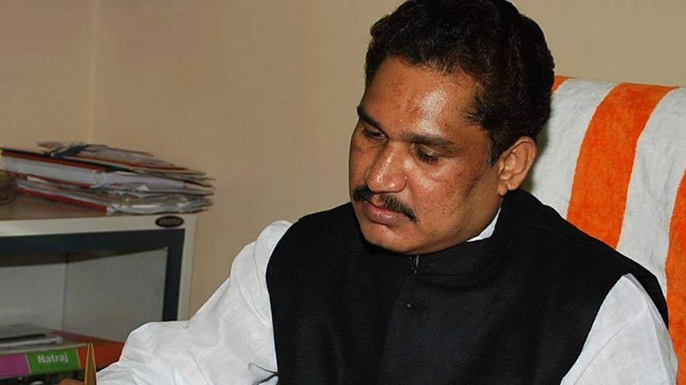 Photo of बड़ी घटना: BJP सांसद के फॉर्म हाउस को नक्सलियों ने ब्‍लास्‍ट कर उड़ाया घर