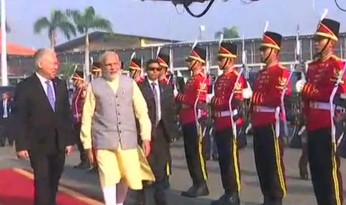 Photo of PM मोदी ने की महातिर मोहम्‍मद से मुलाकात और कही ये बात