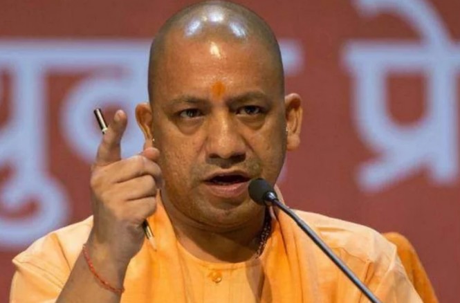 UP : आदमखोर कुत्तों के आतंक पर सख्त हुए CM योगी, डीएम को जारी किए निर्देश