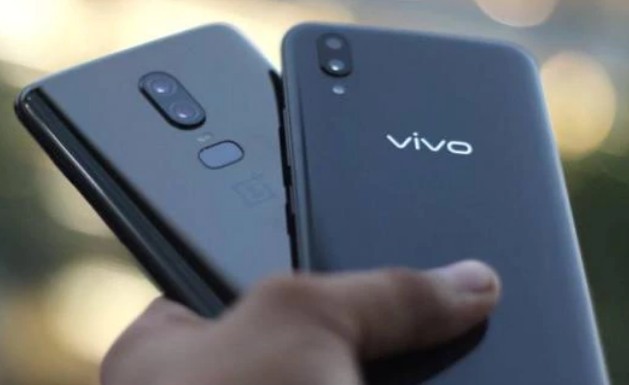 Photo of OnePlus 6 और Vivo X21: जानें दोनों में क्या है खासियत