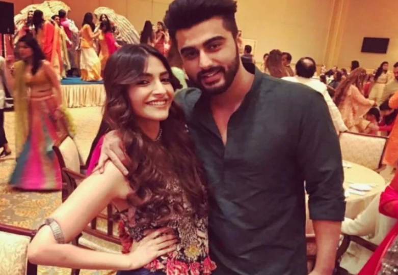Arjun Kapoor repeatedly asked Sonam Kapoor's photographer outside the house