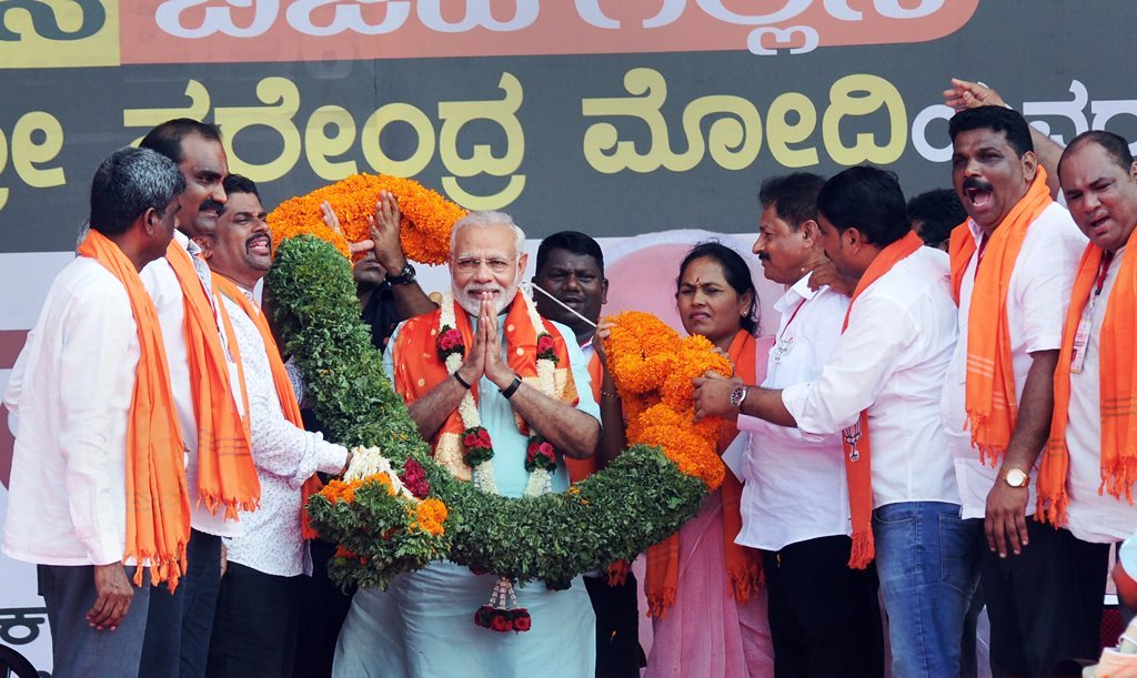 Photo of कर्नाटक चुनाव परिणाम : फिर चली मोदी की लहर, फीके पड़े राहुल गांधी