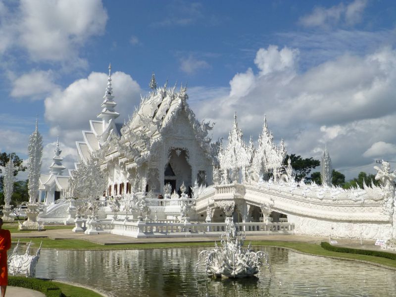 Photo of विदेशो में बने हुए है ये खूबसूरत मंदिर, एक बार जरुर जाये यहाँ…