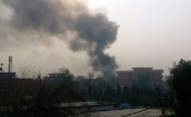 Photo of आत्मघाती बम धमाकों से थर्राया अफगानिस्तान, 11 छात्रों सहित 40 की मौत