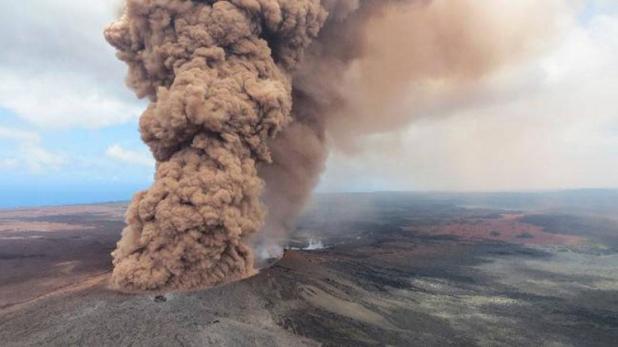 Photo of ज्वालामुखी के फटने से 60 मीटर तक उठा लावा, 21 घर तबाह