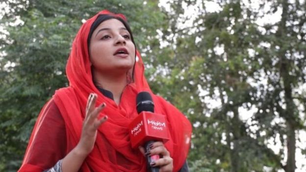 Photo of मिलिए पाकिस्तान की पहली सिख महिला रिपोर्टर मनमीत कौर से