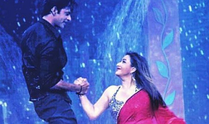 शिल्पा शिंदे, सुनील ग्रोवर का Rain Dance, पानी में घुलता ऐसा रोमांस पहले नहीं देखा होगा: विडियो