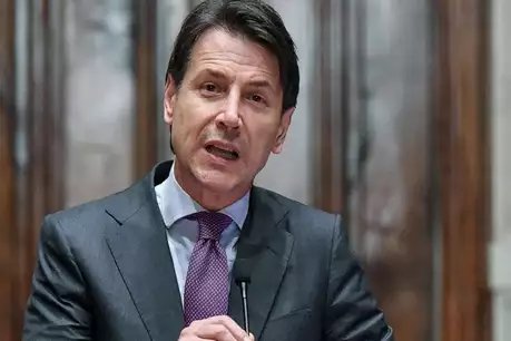 सरकार बनाने का दावा करने टैक्सी से पहुंचे इटली के नए PM: वायरल हुआ विडियो