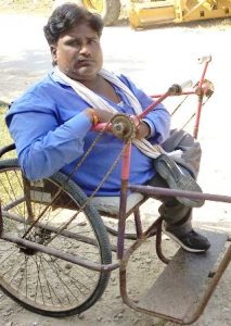 Photo of योगी सरकार में नहीं मिला दिव्यांग को आवास