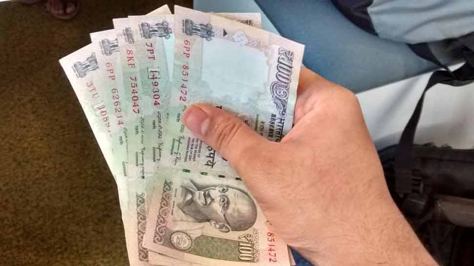 Photo of दिवाली से पहले सरकार ने की बड़ी घोषणा, GPF में पैसे जमा करने पर मिलेगा ज्यादा ब्याज