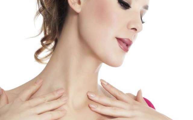 जानिए क्या है गर्दन के कालेपन को दूर करने के सस्ते और असरदार नुस्खे