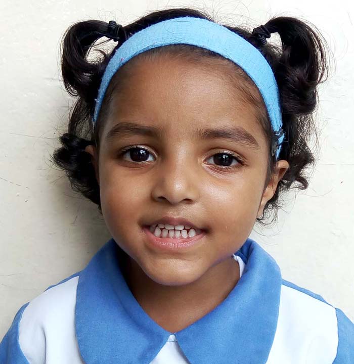 Photo of फैन्सी ड्रेस प्रतियोगिता का प्रथम पुरस्कार सीएमएस छात्रा को