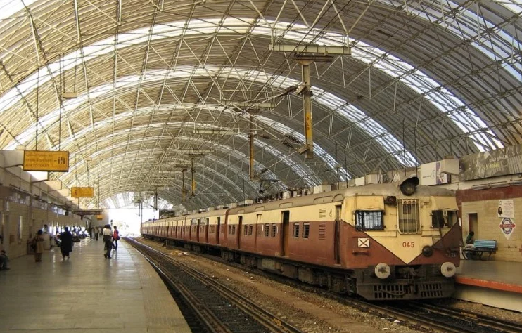 Photo of त्यौहारी सीजन में रेलवे का तोहफा, जम्मू से चलेंगी कई स्पेशल ट्रेनें