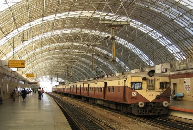 Photo of उत्तर रेलवे ने दिया यात्रियों को बड़ा तोहफा, अब जम्मू से चलेंगी कई त्योहार स्पेशल ट्रेनें 