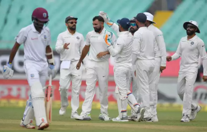 Photo of IND vs WI: पहले टेस्ट में भारत की पकड़ मजबूत, 181 पर ढेर हुई वेस्टइंडीज
