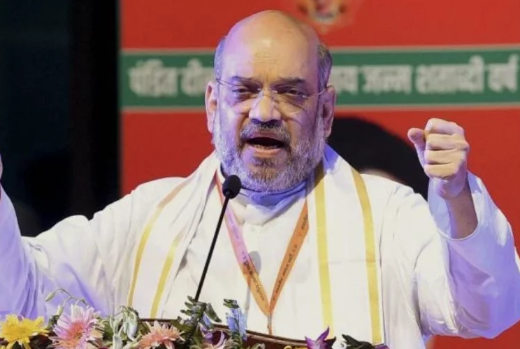 Photo of सबरीमाला विवाद को लेकर शाह ने दिया बड़ा बयान, कहा- अदालत को वही फैसले सुनाने चाहिएं जिनका पालन हो सके