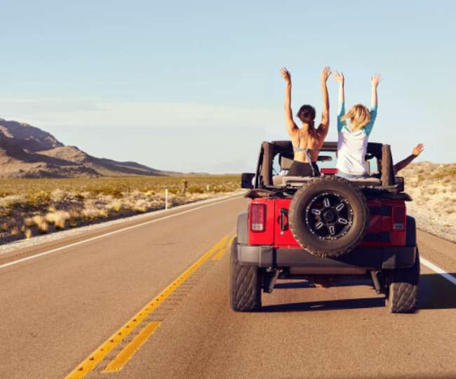 Photo of मजेदार रोड ट्रिप के लिए इन जरुरी चीज़ों को हमेशा रखें अपने साथ…