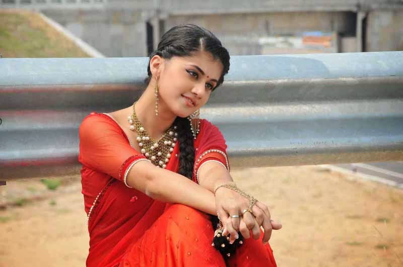 Photo of बेबाक तापसी