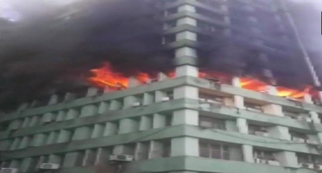 Photo of #बड़ा हादसा: पंडित दीनदयाल अंत्योदय भवन की 5वीं मंजिल पर लगी भीषण आग, चारो तरफ मचा हडकंप