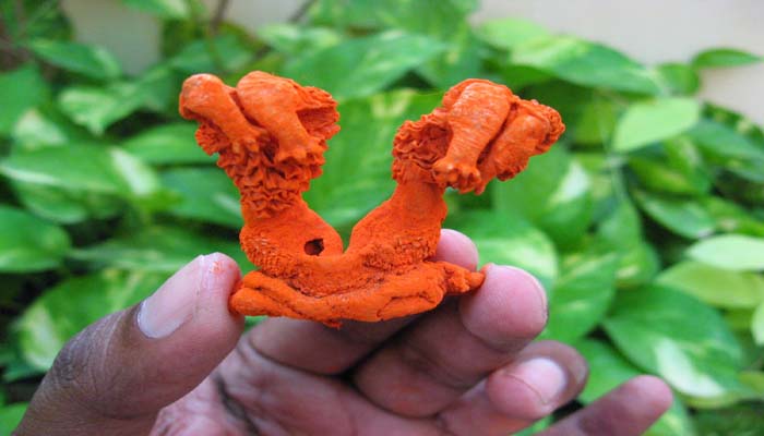 Photo of अपने घर की तिजोरी में इस एक चीज़ को रखते ही बरसने लगेगा आप पर पैसा…