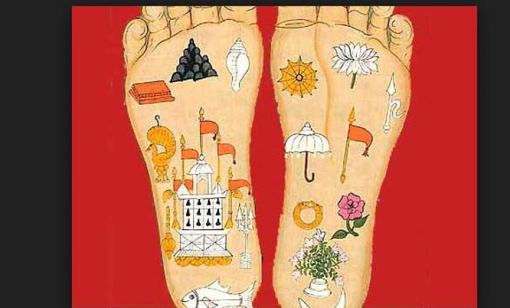 Photo of जिनके पैर के तलवे पर होता है यह निशान वह राजा की तरह जीते है अपनी जिंदगी…