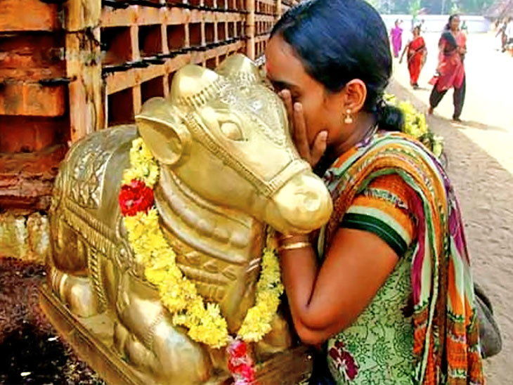 Photo of अगर आप भगवान शिव तक अपनी बात पहुँचाना चाहते हैं तो नंदी के कान में बोल सकते हैं