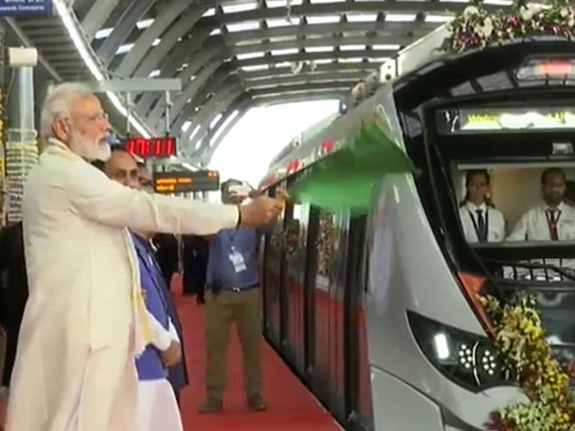 Photo of पीएम मोदी ने किया अहमदाबाद मेट्रो के पहले चरण का उद्घाटन
