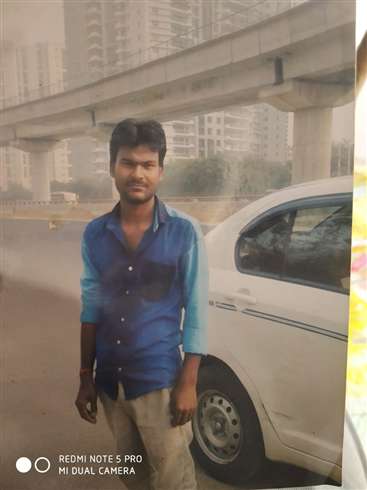 Photo of एक युवक की उसके पड़ोसी ने ही पत्नी और साले के साथ मिलकर बेरहमी से की हत्या, फिर सीवर टैंक में दफन कर दिया शव