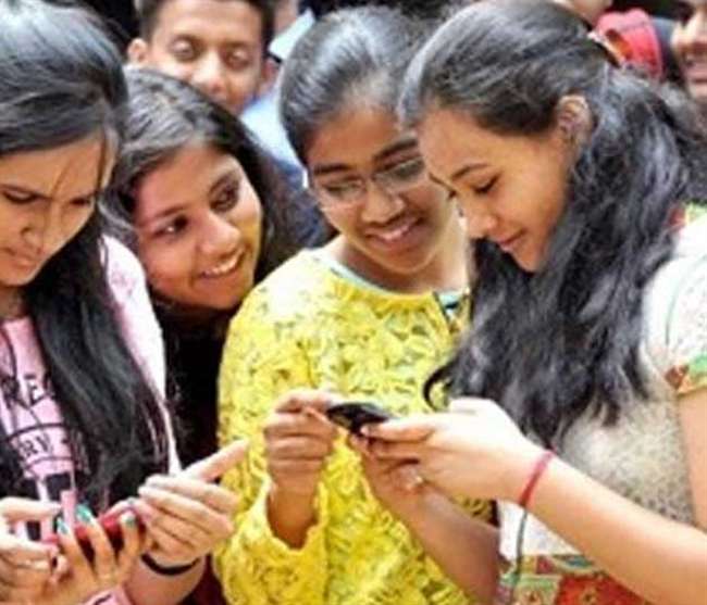 Photo of CBSE ने कक्षा दसवीं का परीक्षा परिणाम  कर दिया घोषित, अंबाला की छात्रा टॉपर, दूसरे स्थान पर हरियाणा के छह स्टूडेंट