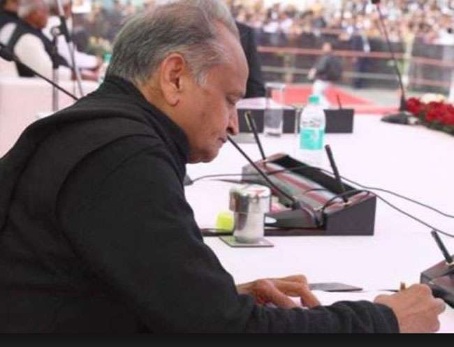 Photo of लोकसभा चुनाव 2019 : राजस्थान में अब 23 मई को होने वाली मतगणना का इंतजार