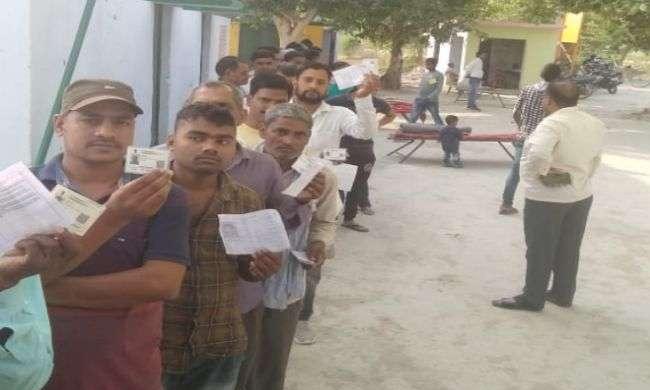 Photo of बंगाल में हिंसा के बीच, देश में दोपहर दो बजे तक हुआ 39.74% मतदान…