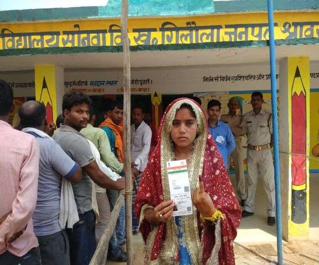Photo of LS Election Phase 6 Polling Shrawasti Live: सुबह 9:30 बजे तक करीब 10.5% वोटिंग हुई है, जबकि 11 बजे तक 21.34 % मतदान हुआ