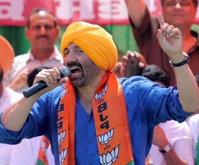 Photo of पंजाब के गुरदासपुर में बेहद रोचक मुकाबला, ‘हाथ’ के सामने ‘ढाई किलो’ का हाथ, अभिनय व अनुभव की टक्‍कर