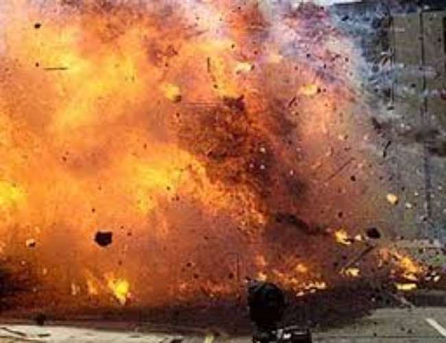 Photo of JAMMU-KASHMIR IED BLAST: सैन्य प्रवक्ता का कहना है कि यह हादसा सैनिकों को दी जा रही ट्रेनिंग के दौरान पेश आया
