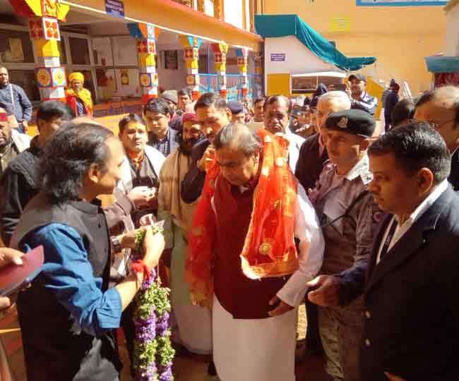 Photo of मुकेश अंबानी ने बदरीनाथ धाम के किए दर्शन, दो करोड़ रुपये का दिया दान