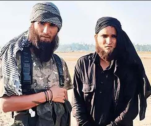 Photo of पुलिस को इलाके में दो आतंकियों के होने की जानकारी में हुई गिरफ्तारी, पहचान उजागर होने पर पुलिस रह गई दंग