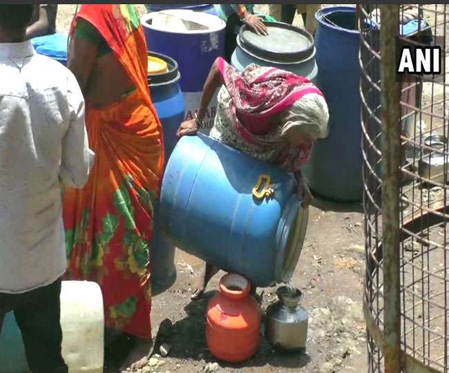 Photo of बुलढाणा में पानी की कमी के कारण लोगों की परेशानियों को देखते हुए, दिये गये वाटर कार्ड