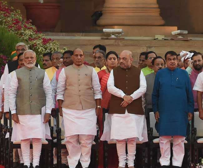 Photo of राजनाथ को देश का नया रक्षा मंत्री और अमित शाह को गृह मंत्री नियुक्त किया गया….