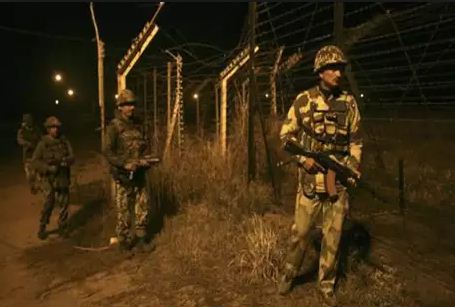 Photo of भारत से पाक ने की अपील, कहा- सीमा पर..